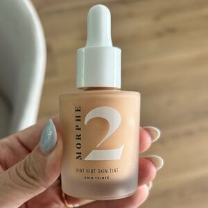 Morphe hint hint skin tint shade “hint of latte” never used